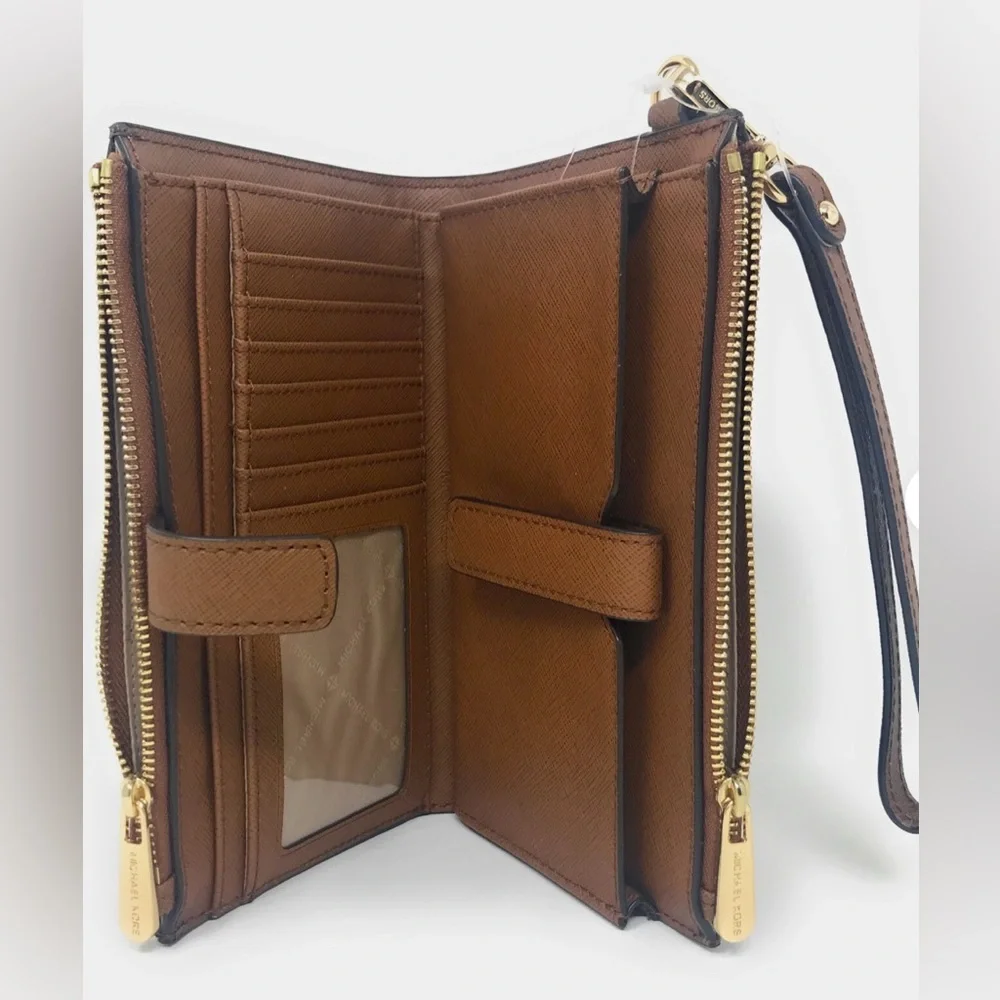 EUC Michael Kors Tan Leather Jetset Wristlet